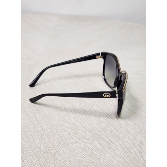 GUCCI Black Cat Eye GG 3155
Gradient Lens Sunglasses - Very Rare main image 9